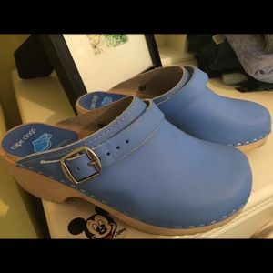 The sweetest clogs.